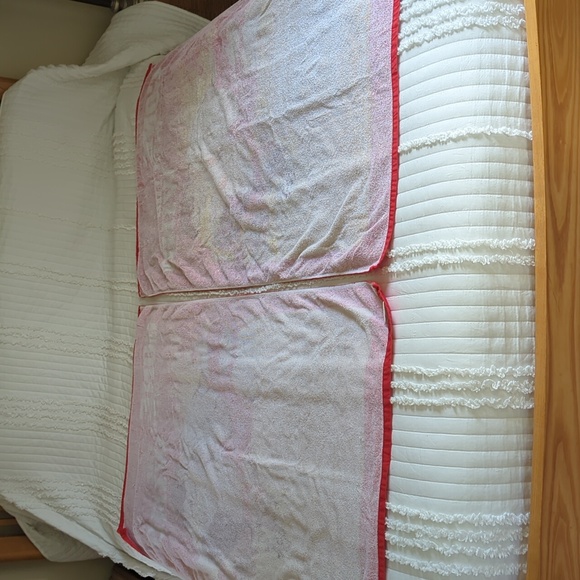 (2) Vintage Gone With the Wind Graphic Beach Bath Towels Red White Collectibles - Picture 14 of 16